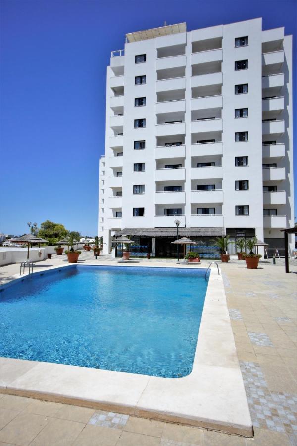 Sea View Apartment - 3 Swimming Pool & Fitness Албуфейра Екстер'єр фото
