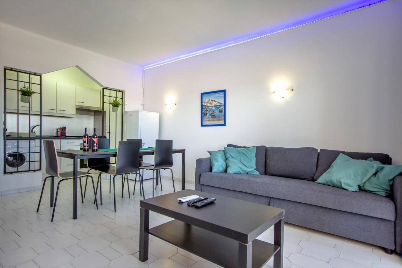 Sea View Apartment - 3 Swimming Pool & Fitness Албуфейра Екстер'єр фото